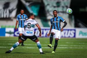Jean Pyerre admite mau momento no Grêmio e pede desculpas após perder pênalti