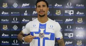 Campeão do Paulista A2, lateral é apresentado e fala em acesso com o Água Santa