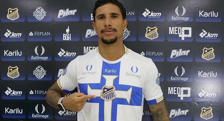 Campeão do Paulista A2, lateral é apresentado e fala em acesso com o Água Santa