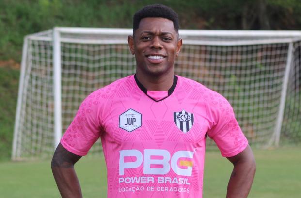 Tatá foi anunciado como novo reforço do EC São Bernardo (Foto: Divulgação/EC São Bernardo)