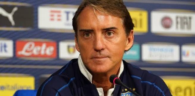 Técnico da Itália, Roberto Mancini abre portas para encrenqueiro: ‘Ainda há tempo’