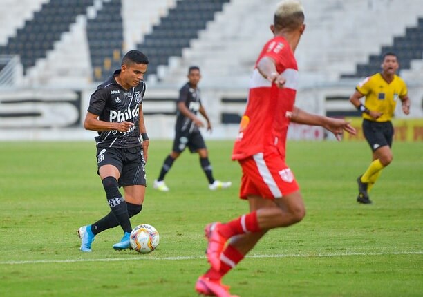 Cruzeiro entra na briga e atacante fica mais distante da Ponte