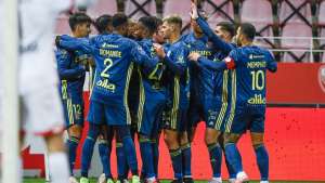 FRANCÊS: Com gol de Paquetá, Lyon vence e se mantém na vice-liderança