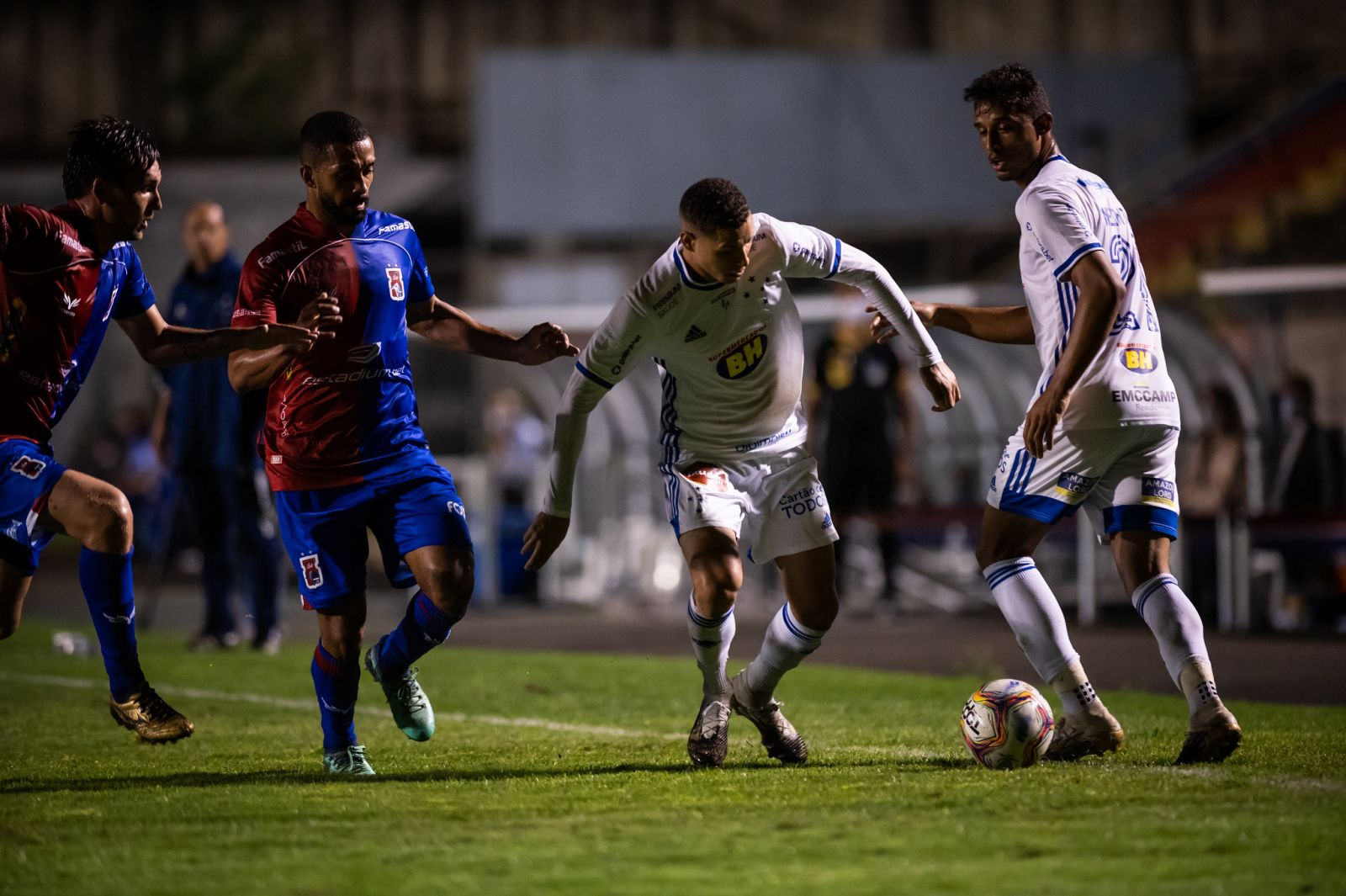 Com até 5 campeões nacionais, Série B de 2021 pode ser a mais dura da história