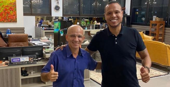 Robertinho da Padaria e Luís Fabiano - Foto: Divulgação - Foto: Divulgação Robertinho da Padaria e Luís Fabiano - Foto: Divulgação - Foto: Divulgação