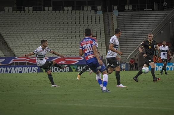 Fortaleza respirou com a vitória sobre o Coritiba (Foto: Site Oficial do Coritiba)