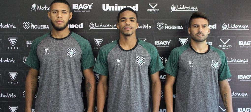 Com ex-Ferroviária e ex-Vila, Figueirense anuncia três reforços