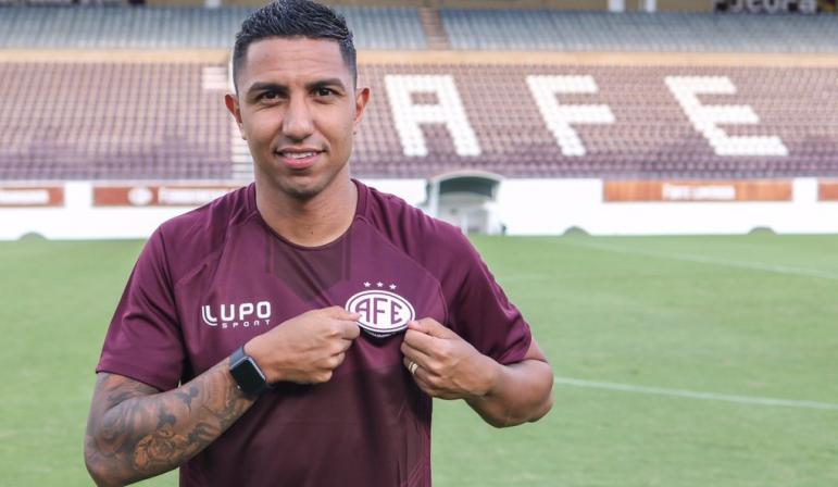 Guarani dorme no ponto e perde zagueiro para rival do Paulistão