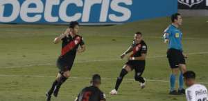 Brasileirão: Atlético Goianiense não perde em casa para o Santos há mais de 10 anos