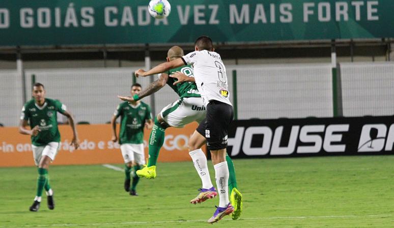 Goiás na briga contra a degola. (Foto: Divulgação)