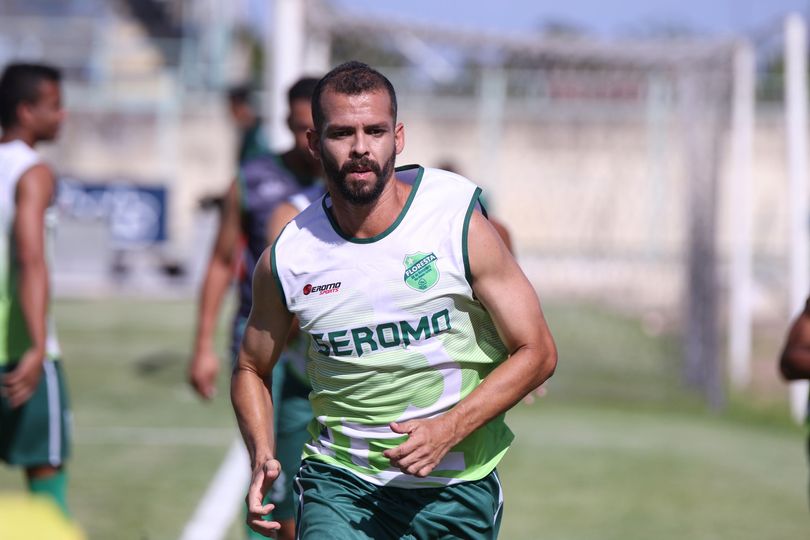 O elenco do Floresta já está no interior paulista