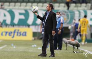 Luxemburgo diz querer ficar dois anos no Vasco para 'brigar' por coisas grandes