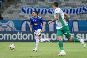 Promessa do Cruzeiro realiza exames médicos no Red Bull Bragantino