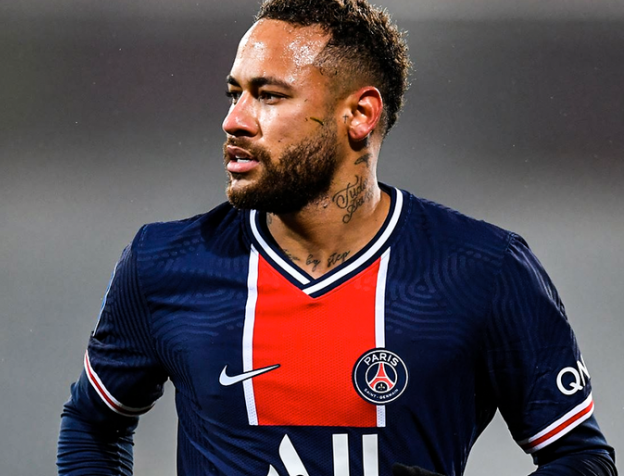 Francês: Neymar se recupera e é relacionado pelo PSG para duelo com Olympique de Marselha