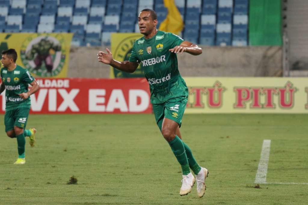 Jenison foi emprestado para o Novorizontino (Foto: Asscom Dourado)