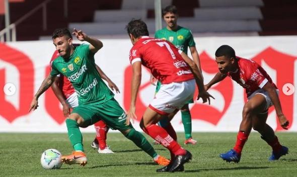 Atual campeão está fora da briga. (Foto: Asscom / Dourado)