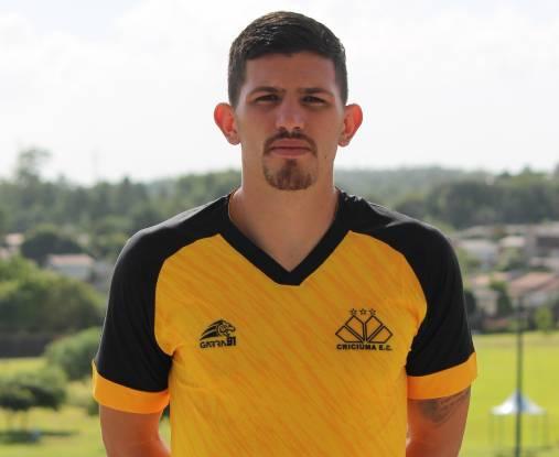 Catarinense: Criciúma contrata zagueiro rebaixado à Série C