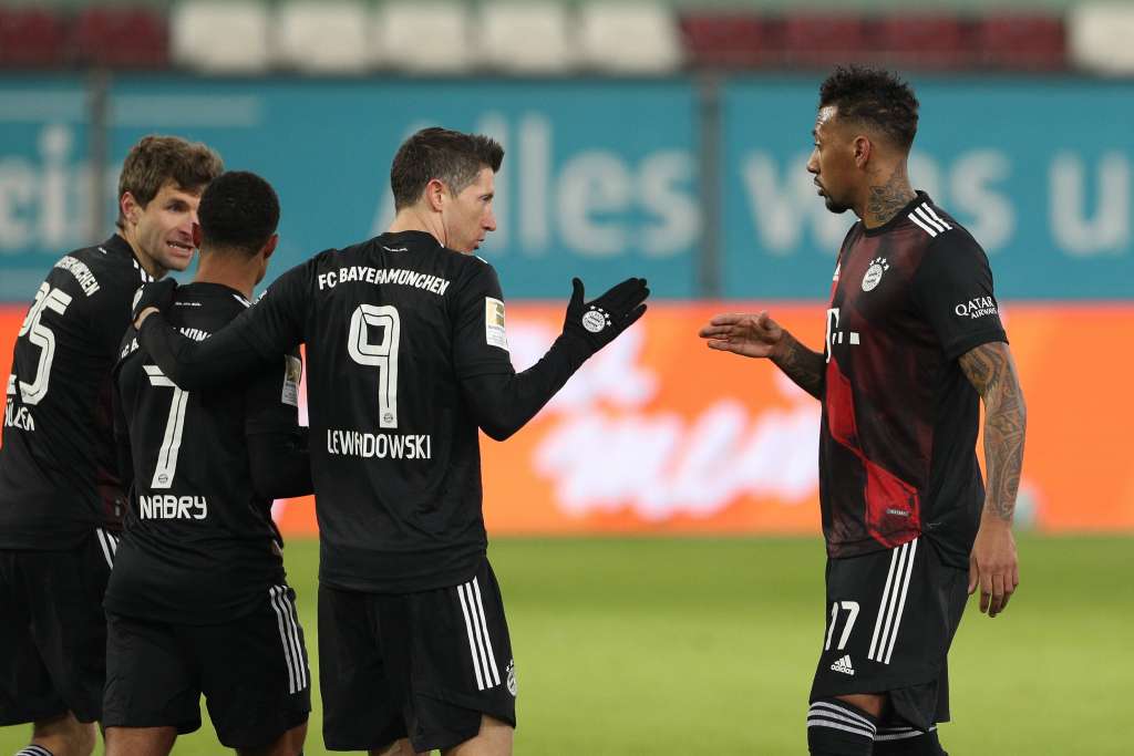 Em clima de luto, Boateng não disputará final do Mundial de Clubes da FIFA. Foto: Twitter/Reprodução