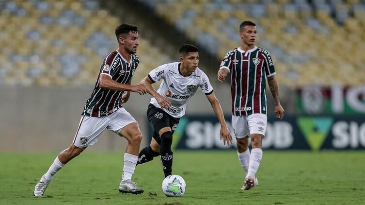 Volante valoriza atuação do Fluminense no empate com o Atlético-MG