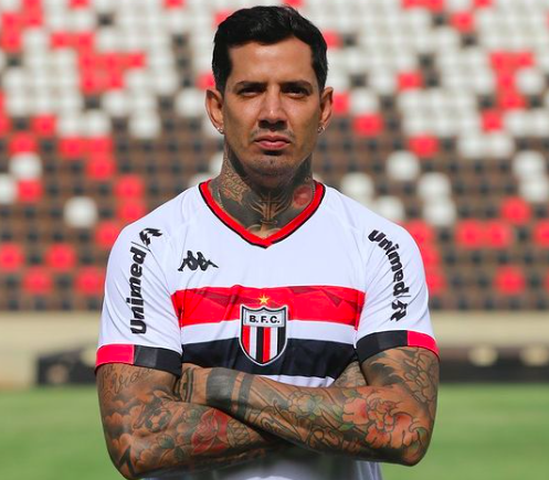 Reforço do Botafogo-SP é apresentado e projeta grande temporada pelo clube