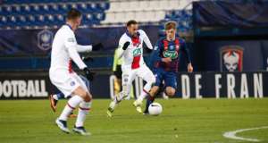 Neymar faz desabafo após nova lesão: 'Não sei até quando aguentarei'