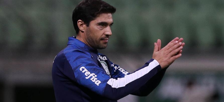 Palmeiras volta ao Brasil para encarar maratona antes de final da Copa do Brasil