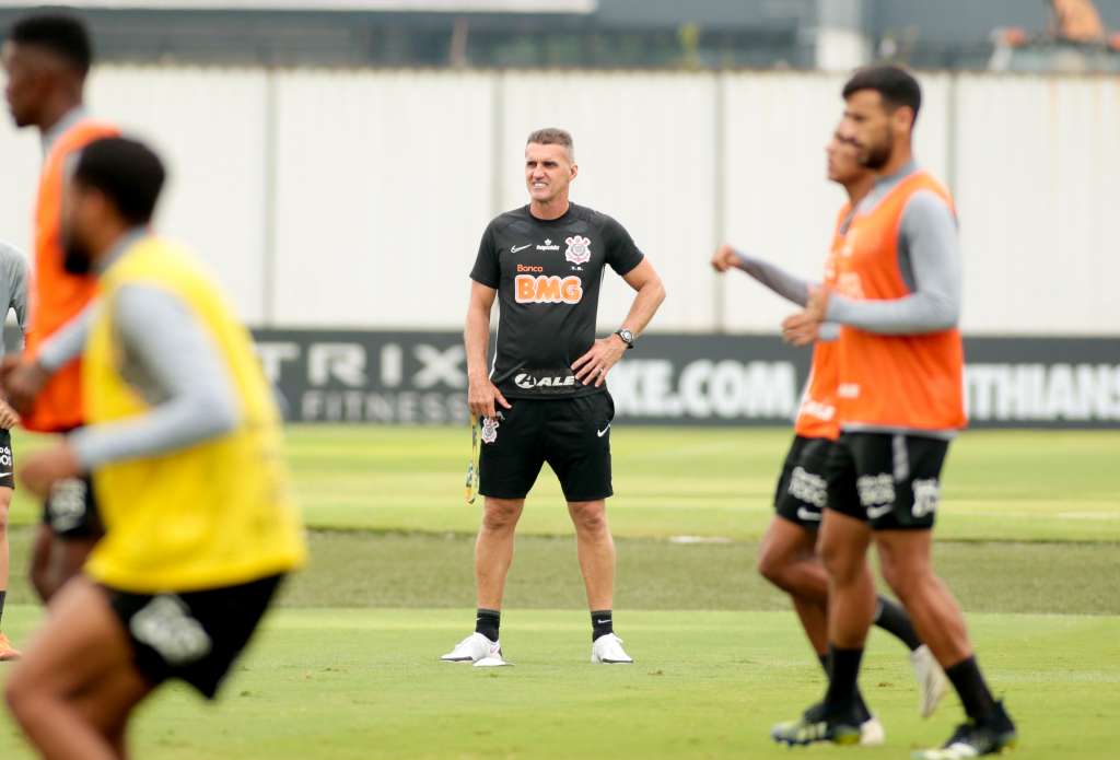 Sem Gabriel e Vital, Mancini pode ter Jemerson e Cazares contra o Flamengo