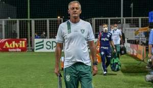 Técnico que subiu na Série B e outros dois do Brasileirão estão na mira do Santos