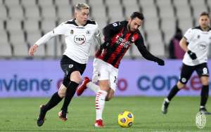 ITALIANO: Milan perde do Spezia fora e pode deixar liderança