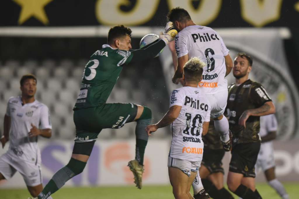 Santos venceu o Coritiba e rebaixou os paranaenses (Foto:Ivan Storti/Santos) Santos venceu o Coritiba e rebaixou os paranaenses (Foto:Ivan Storti/Santos)