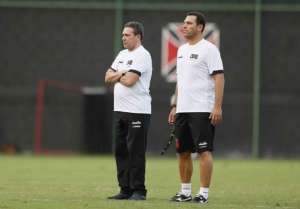 Vasco mira desbancar líder Inter para não se complicar na luta contra a queda