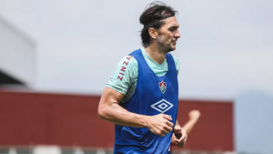 Com covid, zagueiro vira desfalque no Fluminense e não deve mais jogar na temporada