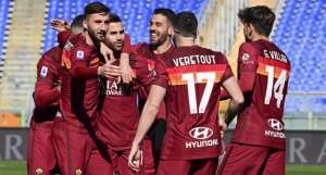 ITALIANO: Roma vence Udinese em casa e entra no G4