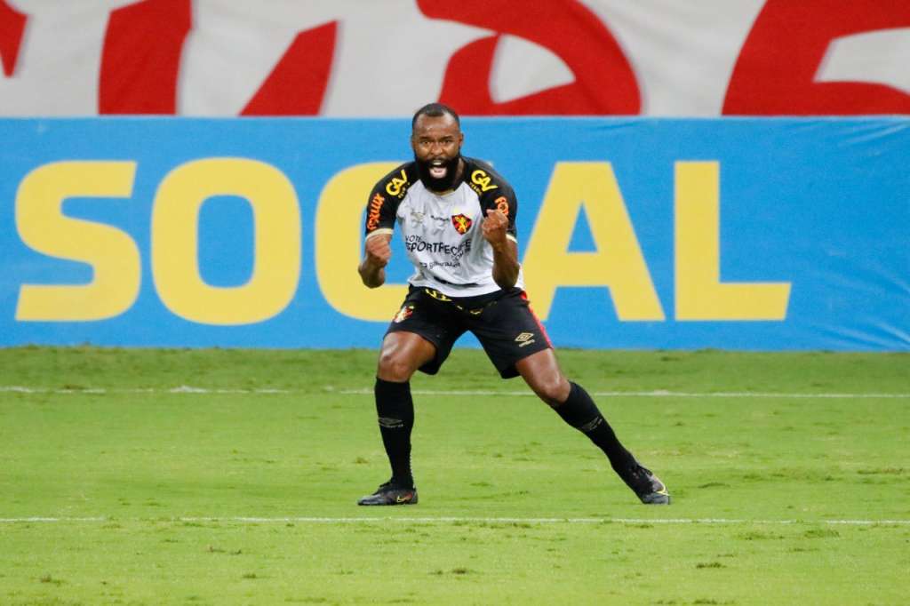 Marcão vibra após marcar o primeiro gol do Sport contra o Internacional. Foto: Twitter/Sport Recife