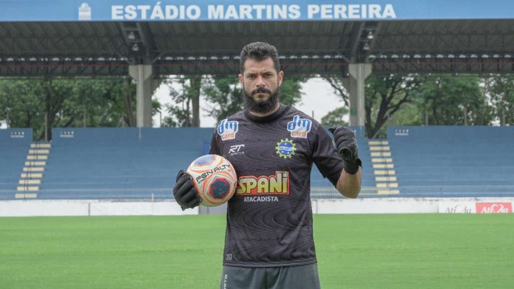 São José fechou com o goleiro Thiago Santos (Foto: Fernando Tigela/A.I. SJEC)
