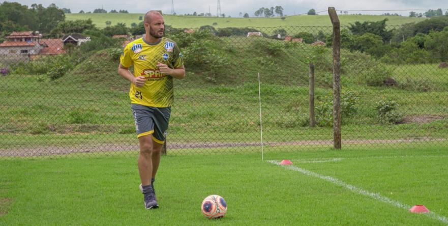 Douglas Mendes defenderá o São José na A3 (Foto: Fernando Tigela/A.I. SJEC)