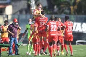 Jogadores do pelotão de cima dominam Seleção FI da 36ª rodada do Brasileirão