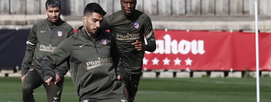 Espanhol: Atacante ex-Liverpool pode deixar Atlético de Madrid sem custos