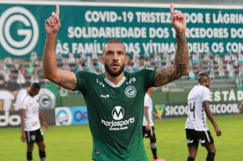 Fernandão não será baixa para domingo (Foto: Rosiron Rodrigues/Goiás)