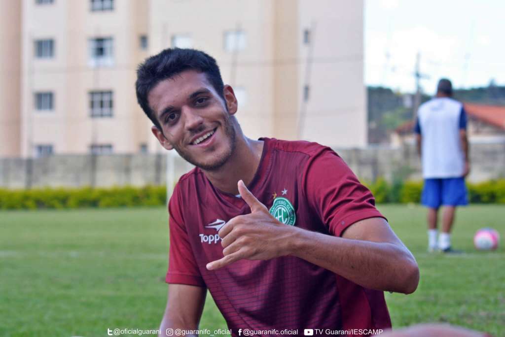 Lucas Kal é um dos nomes pretendidos pelo Cruzeiro (Foto: Divulgação/Guarani)