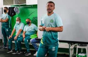 Umberto Louzer comemora um ano de Chapecoense: 