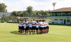 Ponte Preta busca volante e atacante para fechar o elenco