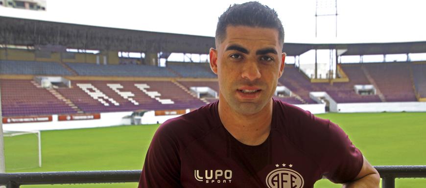 Paulistão: Ex-Bahia, zagueiro que estava no CRB reforça Ferroviária: ‘Estou muito feliz’