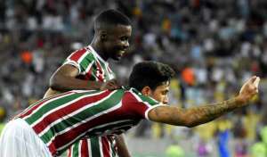 Ex-atacante do Fluminense bota o clube na Justiça e cobra quase R$ 1 milhão