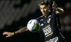 Ex-atacante do Guarani pode sair de clube rebaixado no Brasileirão precocemente