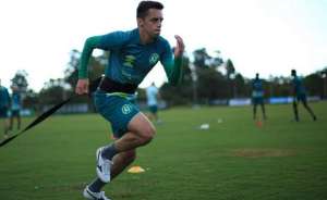 Chapecoense renova com campeão da Série B e atacante que não estreou