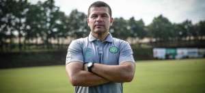 Clube do Brasileirão sonda Umberto Louzer, campeão da Série B