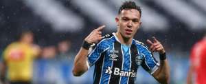 Grêmio oficializa venda de atacante por R$ 100 milhões a clube europeu