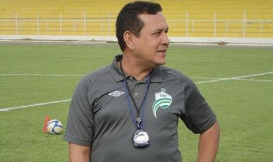 Luto! Ex-técnico de vários clubes do Brasil morre de Covid-19 aos 55 anos