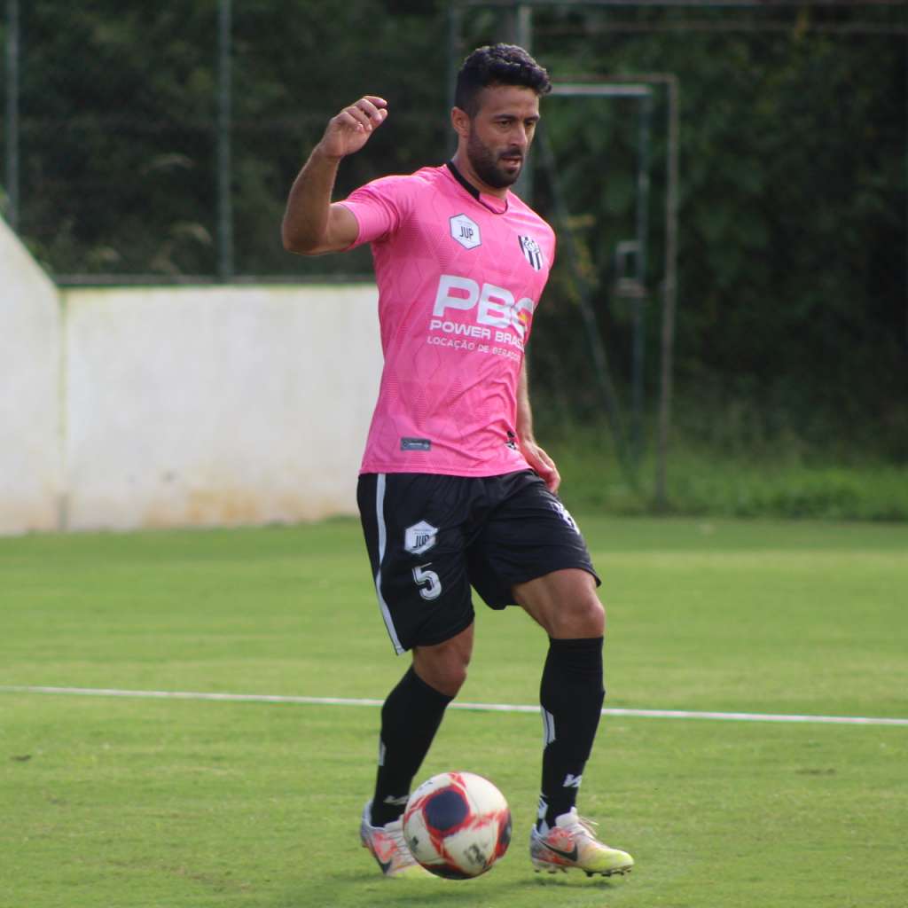 Atacante Raul garante motivação do elenco em realizar outra grande campanha